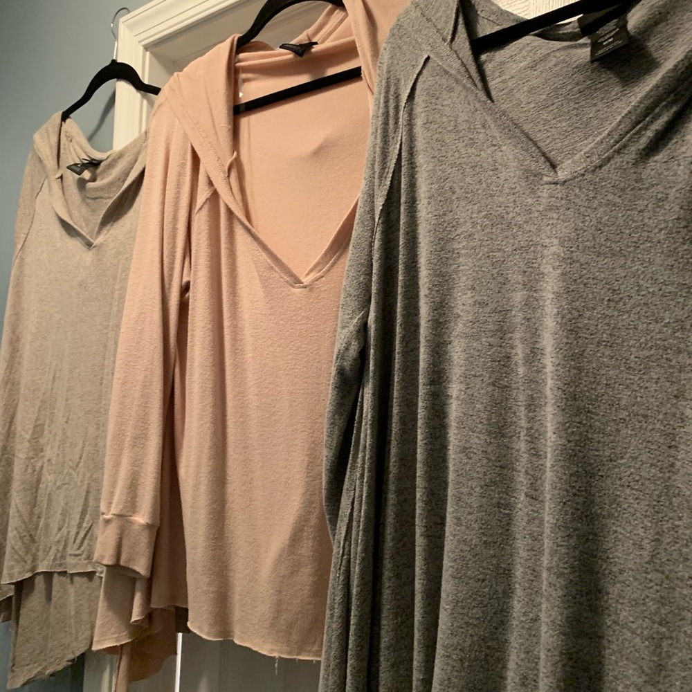 Sweater shirts w hood / oversized